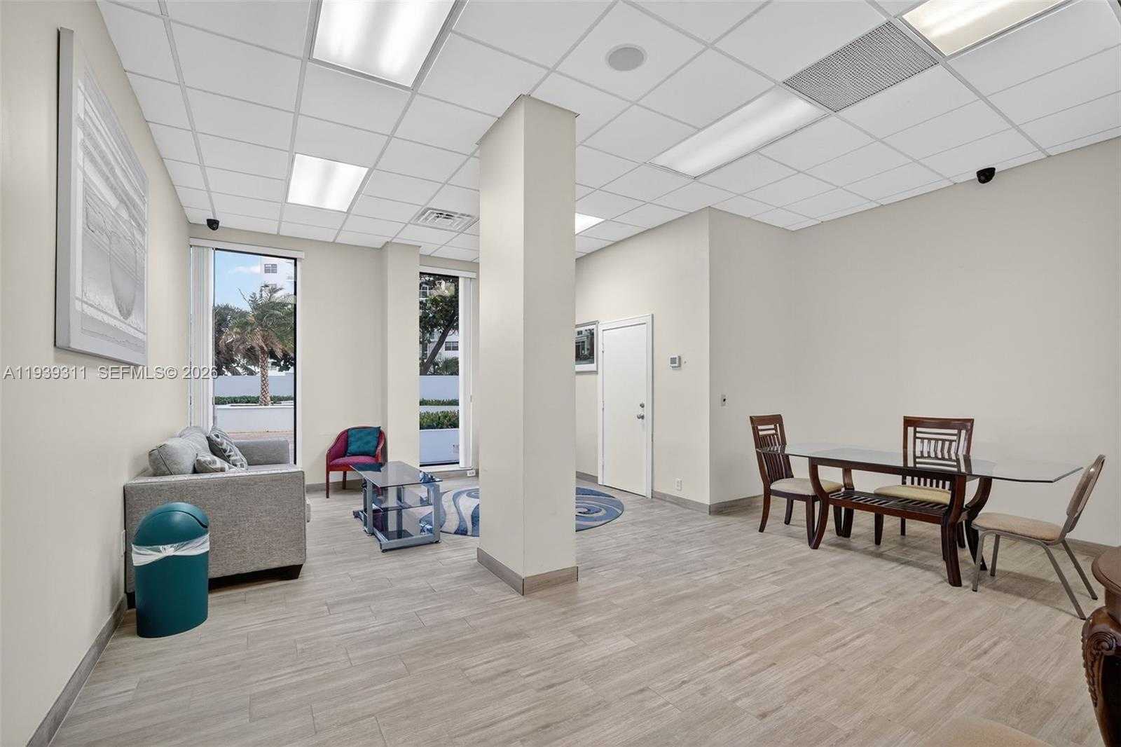 Small Image of 3725 SOUTH OCEAN DR #520, Hollywood Number 32