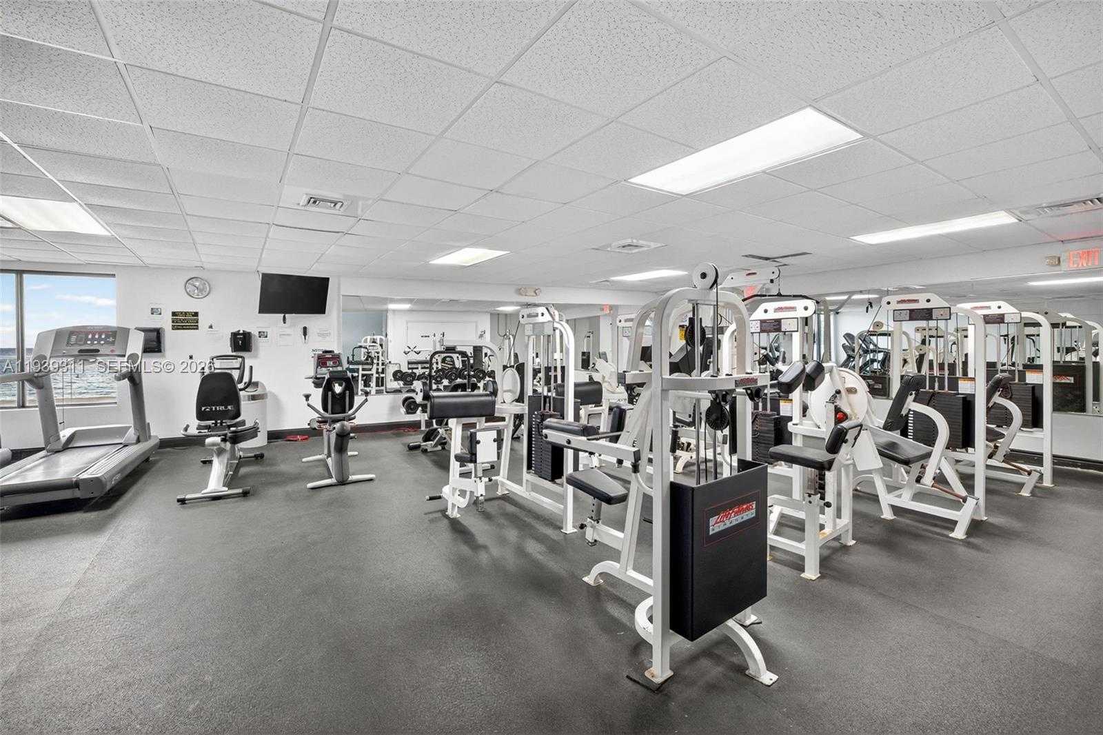 Small Image of 3725 SOUTH OCEAN DR #520, Hollywood Number 56