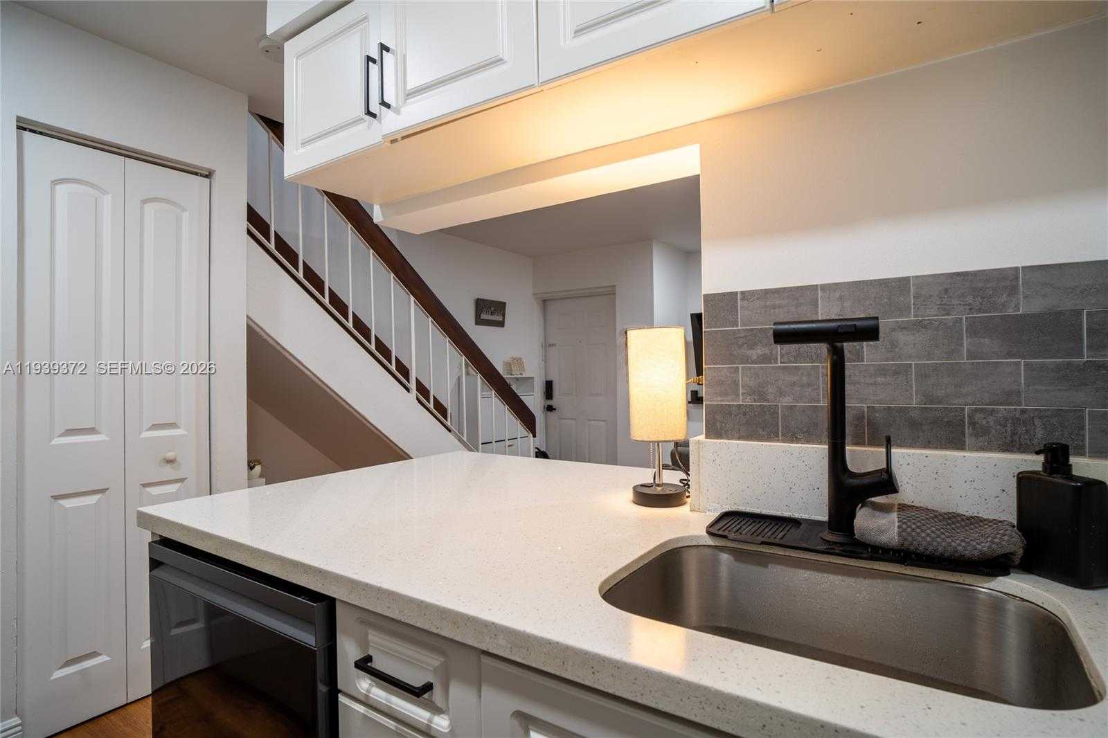 Small Image of 17505 NORTH WEST 67TH PL #D-11, Hialeah Number 10