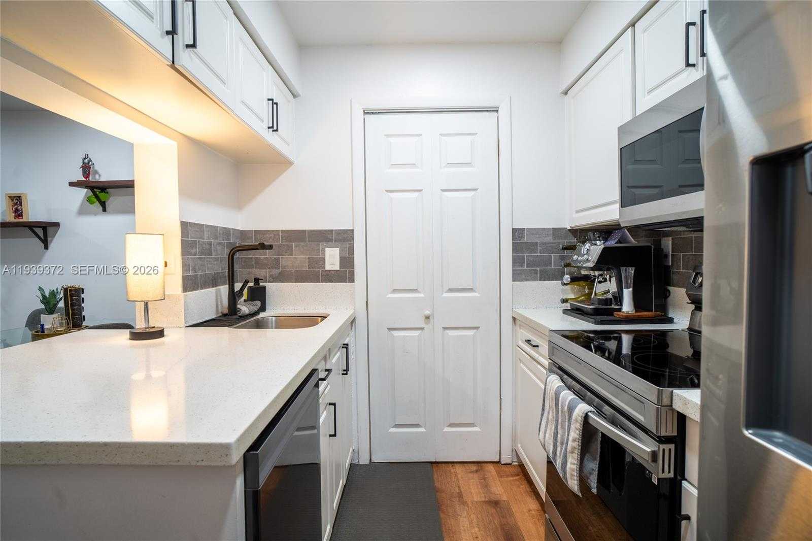 Small Image of 17505 NORTH WEST 67TH PL #D-11, Hialeah Number 14