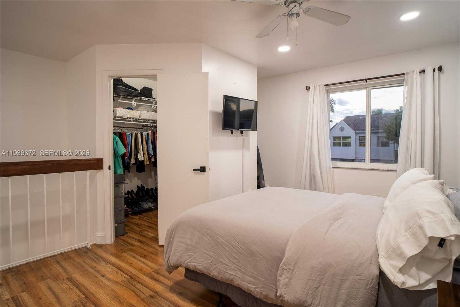 Small Image of 17505 NORTH WEST 67TH PL #D-11, Hialeah Number 22