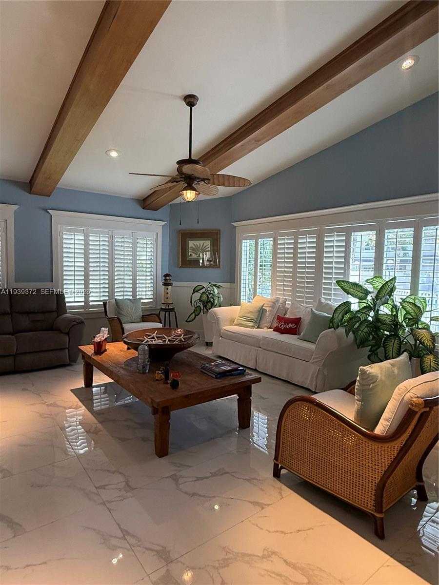 Small Image of 17505 NORTH WEST 67TH PL #D-11, Hialeah Number 38