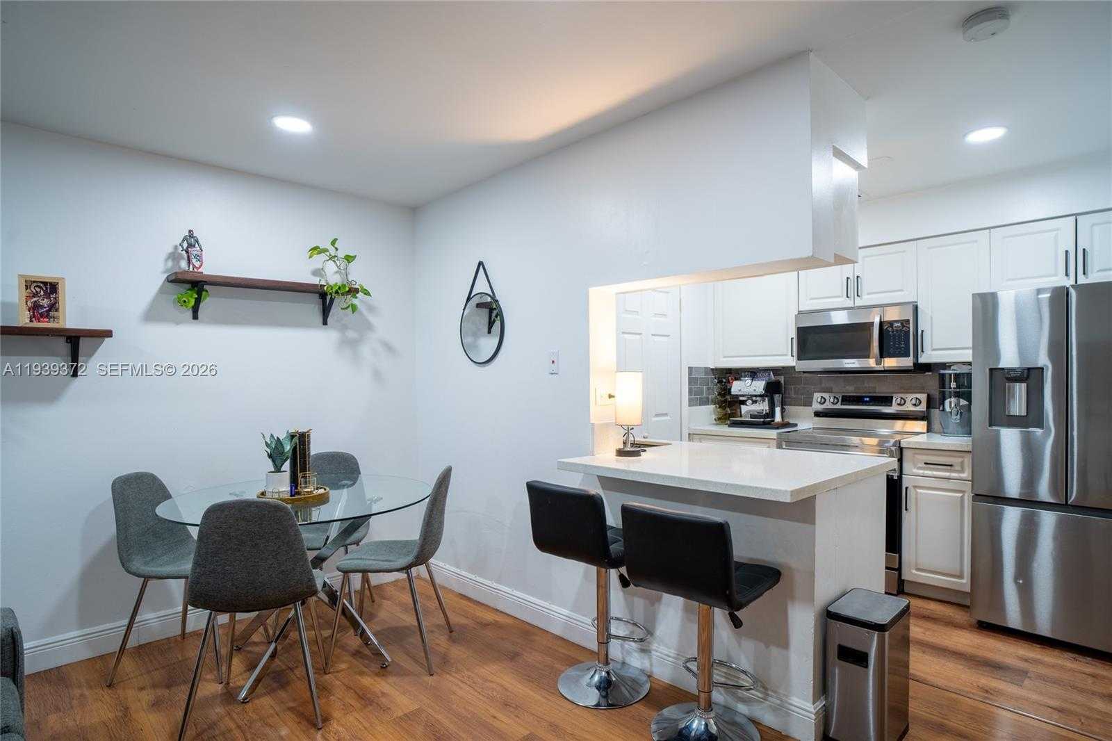 Small Image of 17505 NORTH WEST 67TH PL #D-11, Hialeah Number 8