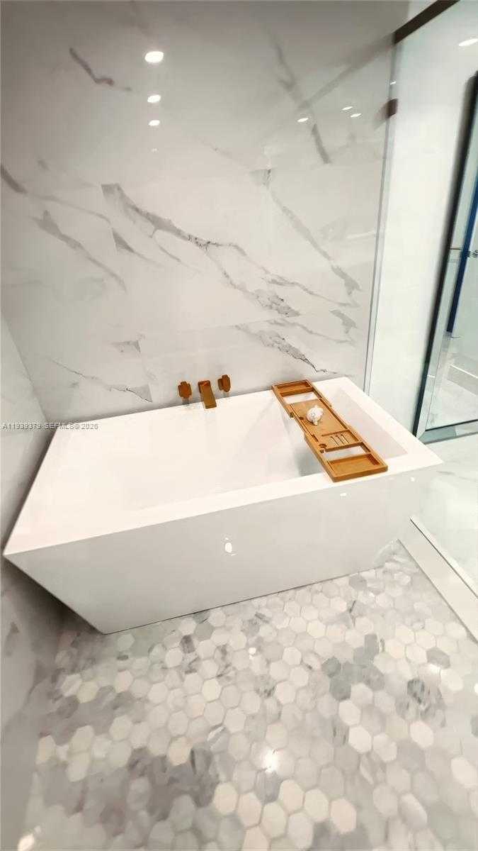 Small Image of 6001 NORTH OCEAN DR #1204, Hollywood Number 14