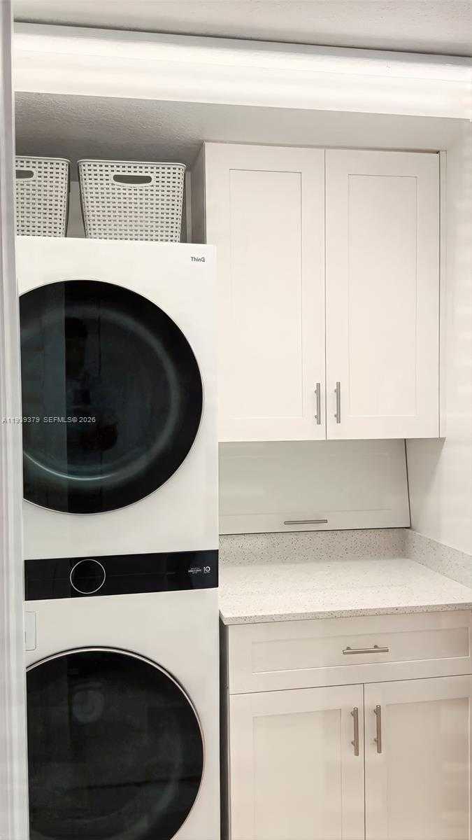 Small Image of 6001 NORTH OCEAN DR #1204, Hollywood Number 17