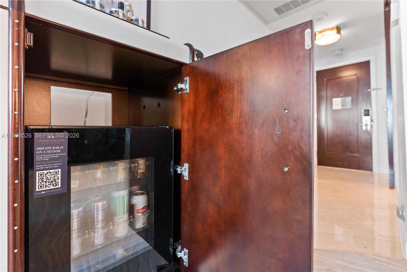 Small Image of 4391 COLLINS AVE #303, Miami Beach Number 13