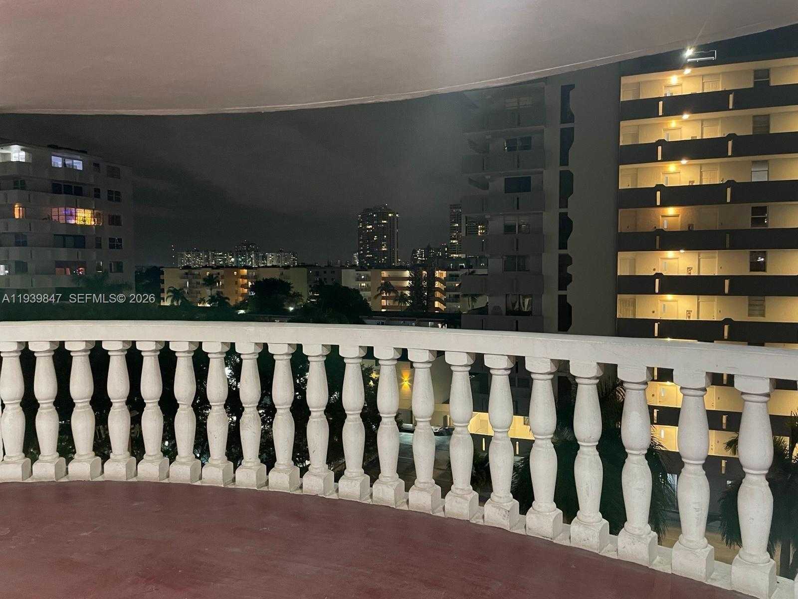 Small Image of 3660 NORTH EAST 166TH ST #607, North Miami Beach Number 14