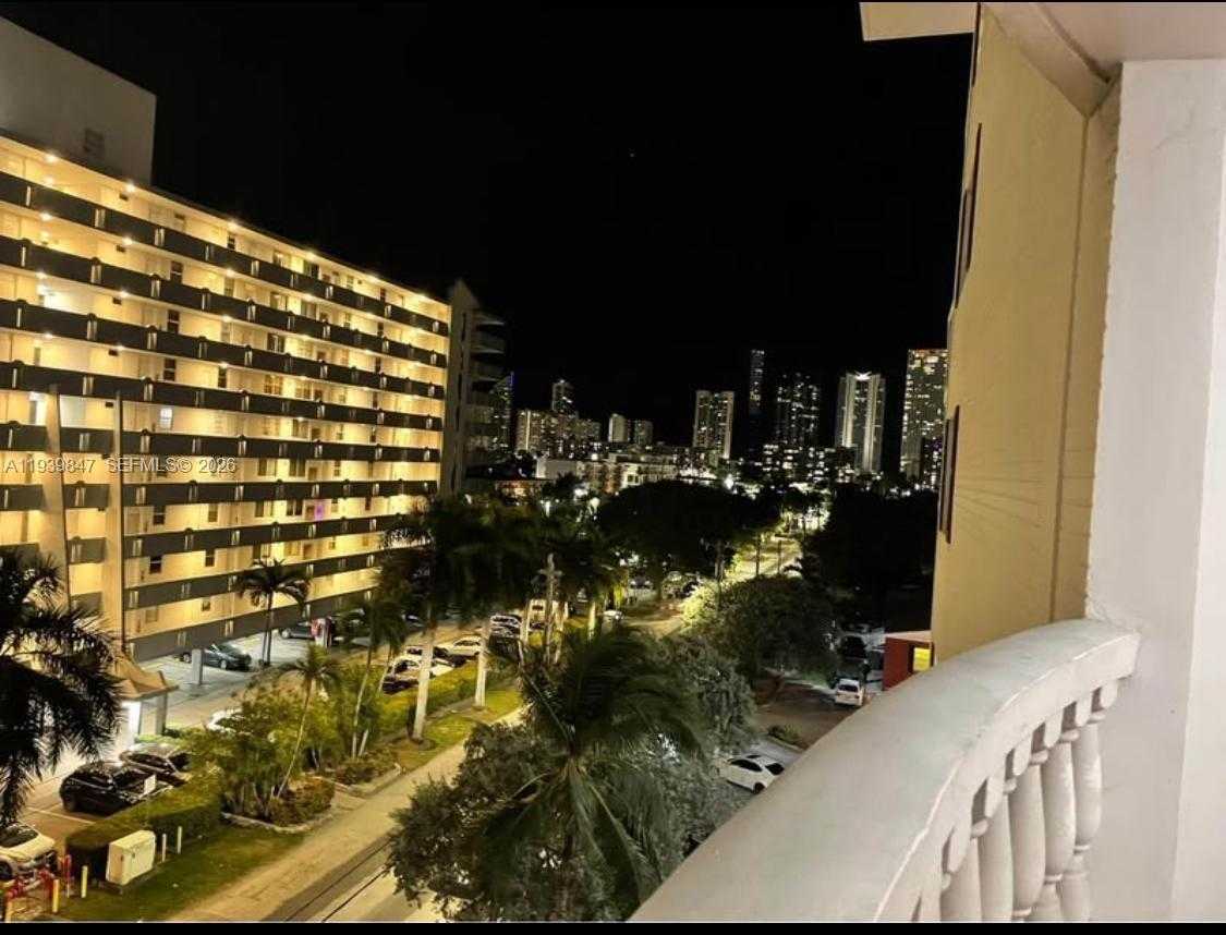 Small Image of 3660 NORTH EAST 166TH ST #607, North Miami Beach Number 15