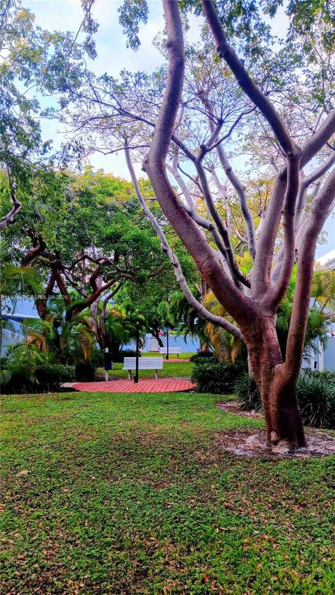 Small Image of 798 CRANDON BLVD #55-B, Key Biscayne Number 13