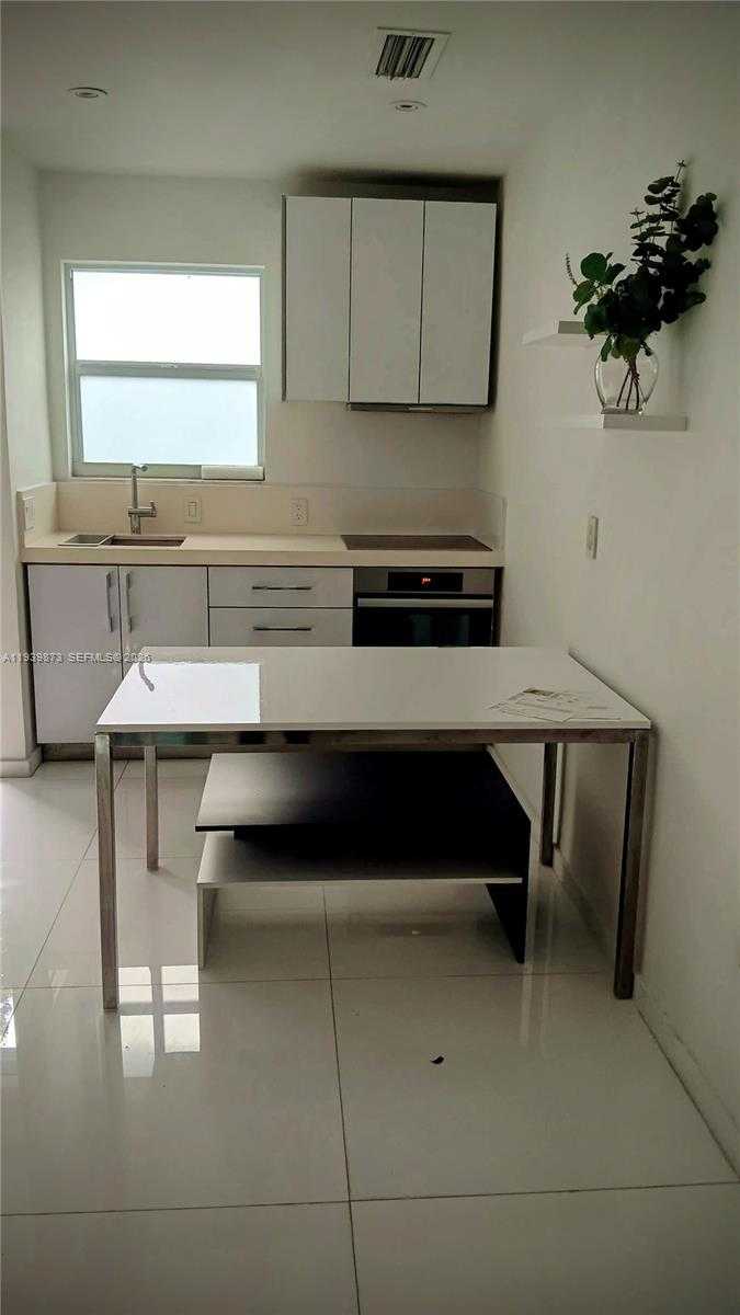 Small Image of 798 CRANDON BLVD #55-B, Key Biscayne Number 4