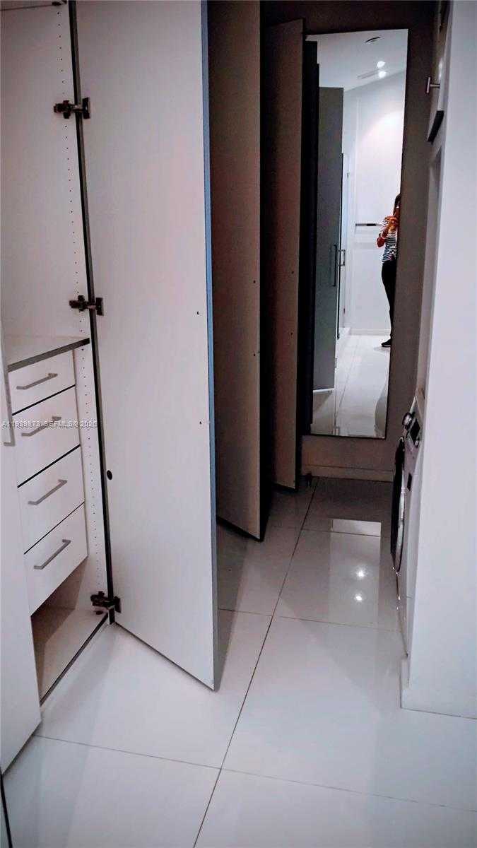 Small Image of 798 CRANDON BLVD #55-B, Key Biscayne Number 8