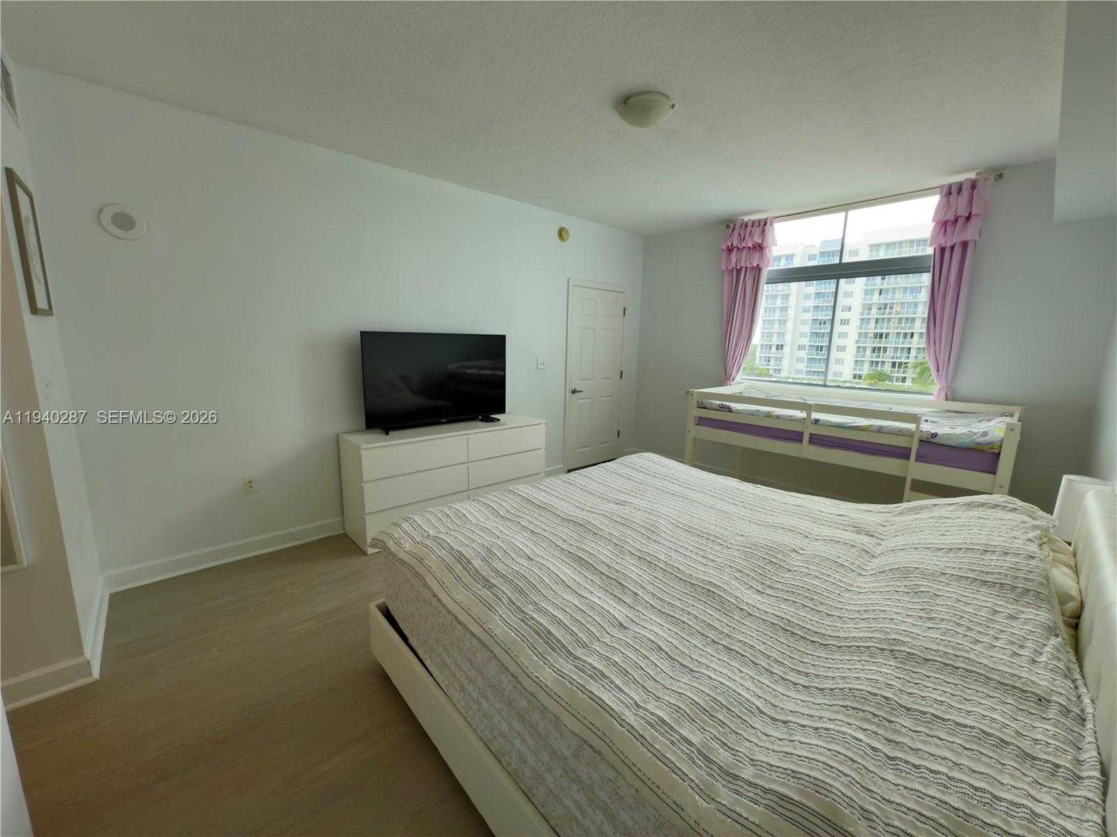 Small Image of 140 SOUTH DIXIE HWY #712, Hollywood Number 7