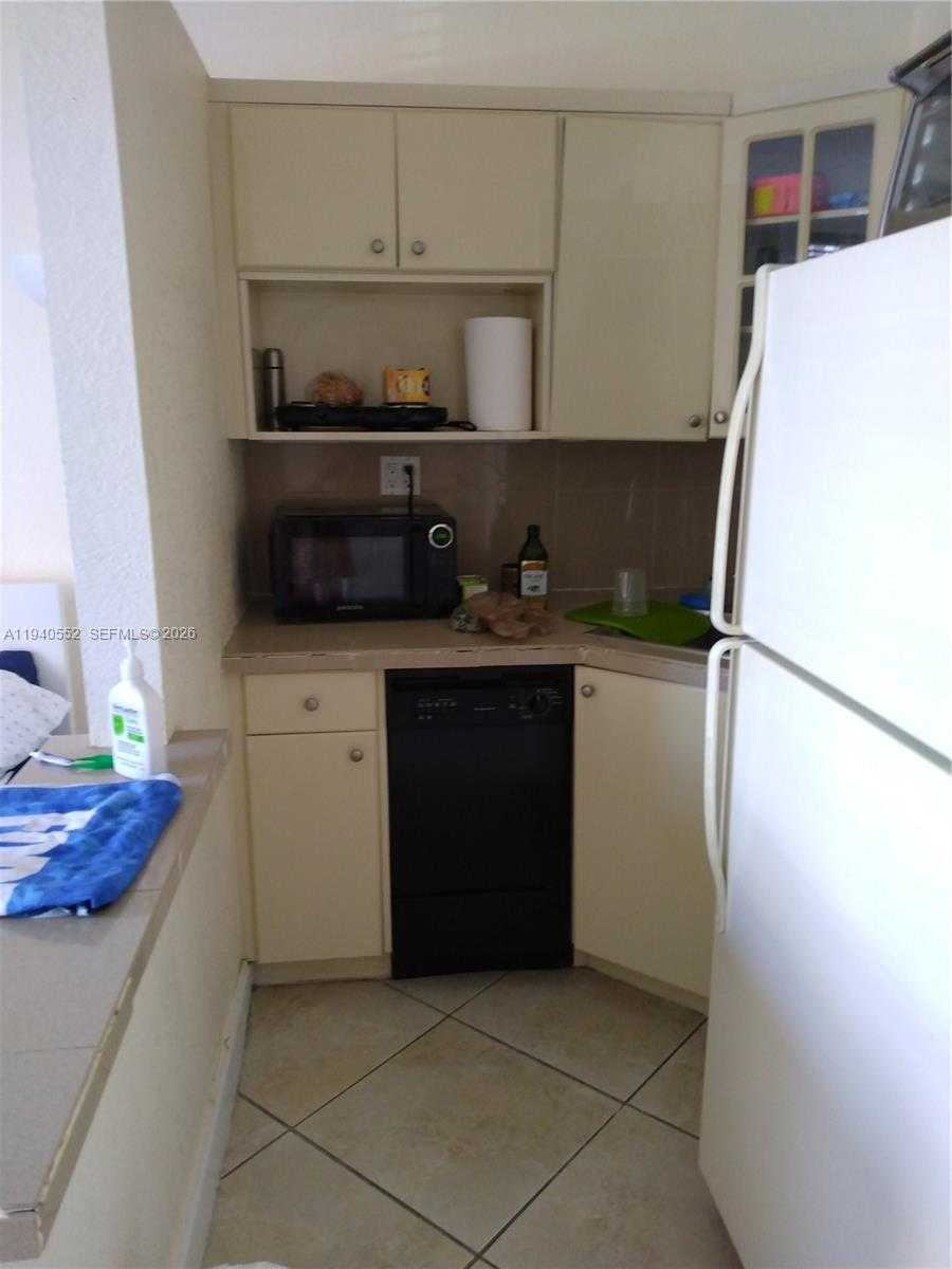 Small Image of 700 BILTMORE WAY #216, Coral Gables Number 10