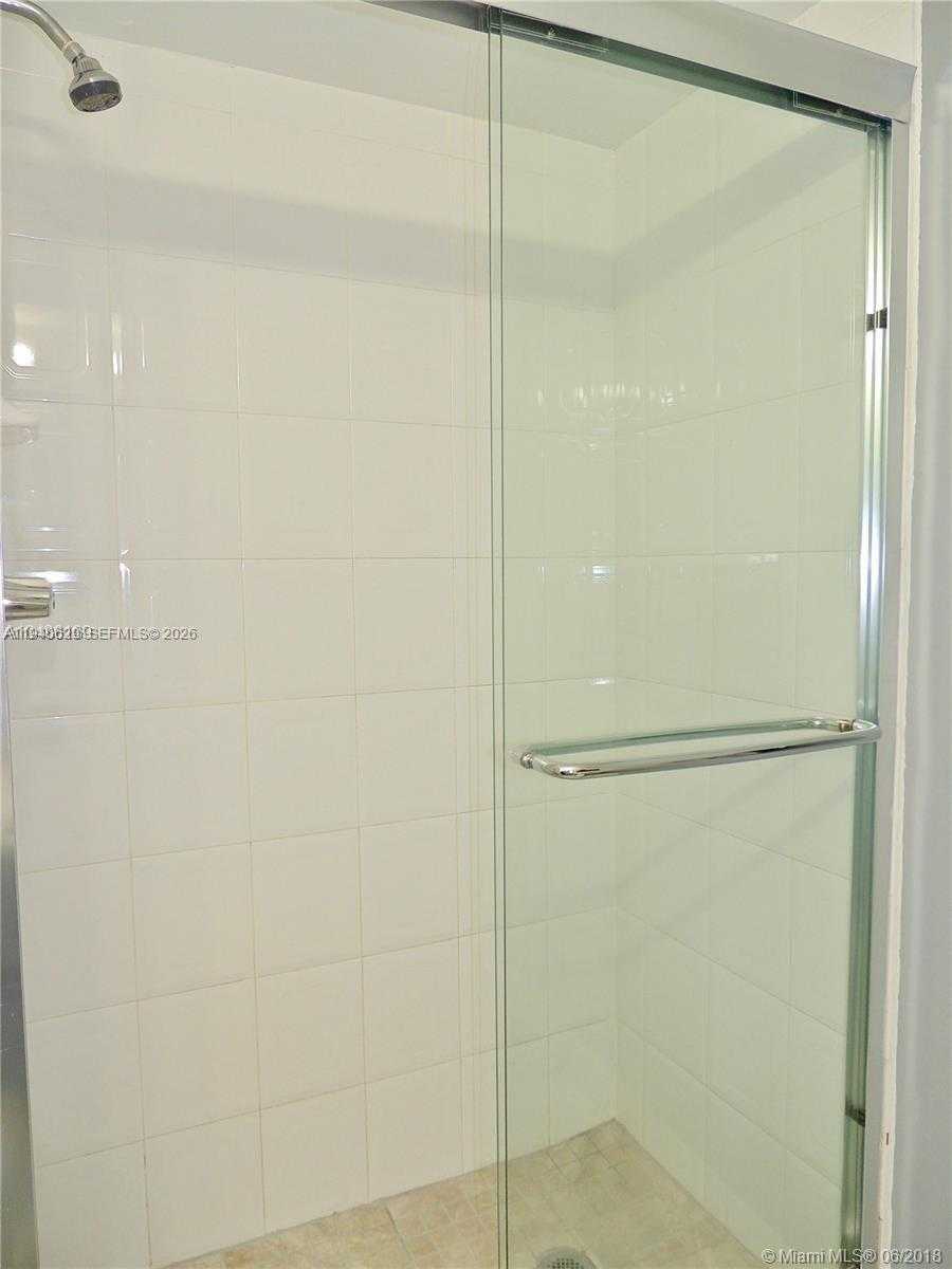 Small Image of 710 WASHINGTON AVE #522, Miami Beach Number 14