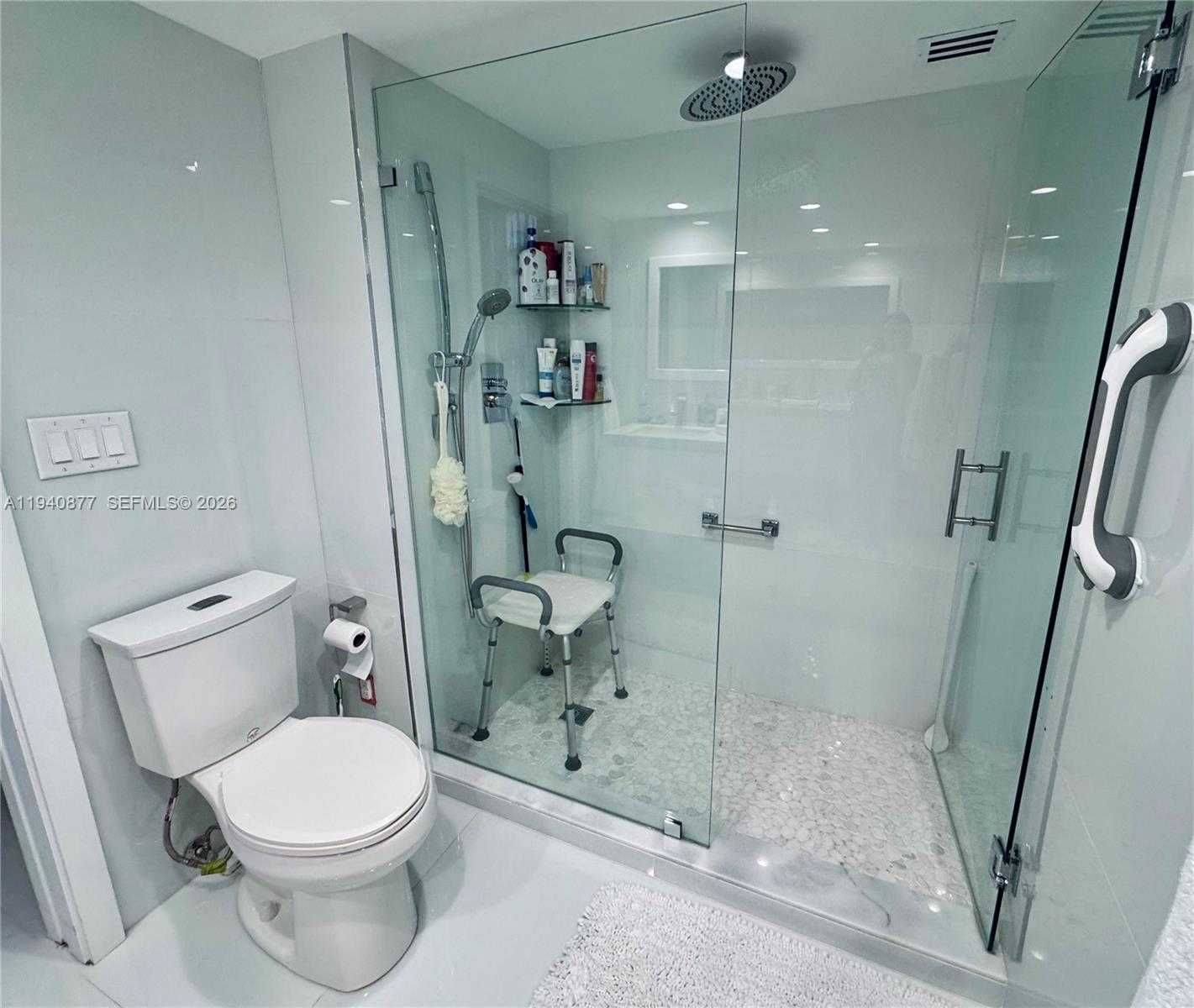 Small Image of 1912 SOUTH OCEAN DR #2C, Hallandale Beach Number 18