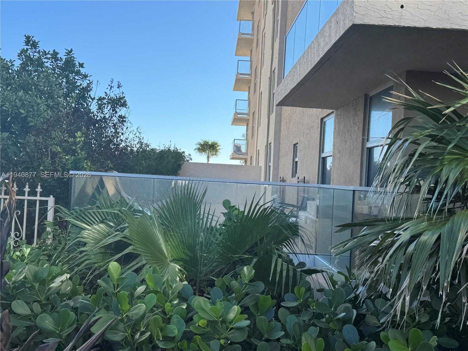 Small Image of 1912 SOUTH OCEAN DR #2C, Hallandale Beach Number 21