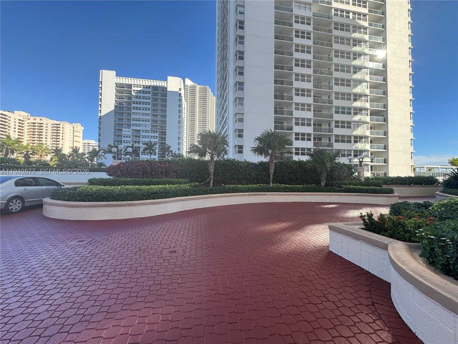 Small Image of 1912 SOUTH OCEAN DR #2C, Hallandale Beach Number 28