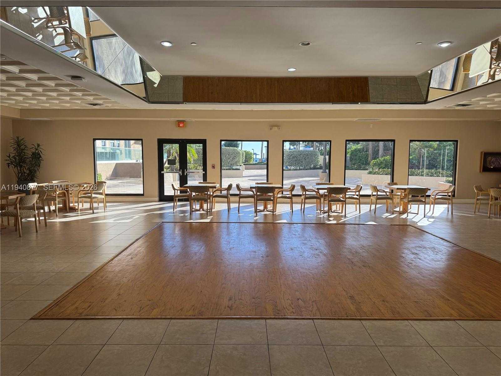 Small Image of 1912 SOUTH OCEAN DR #2C, Hallandale Beach Number 37