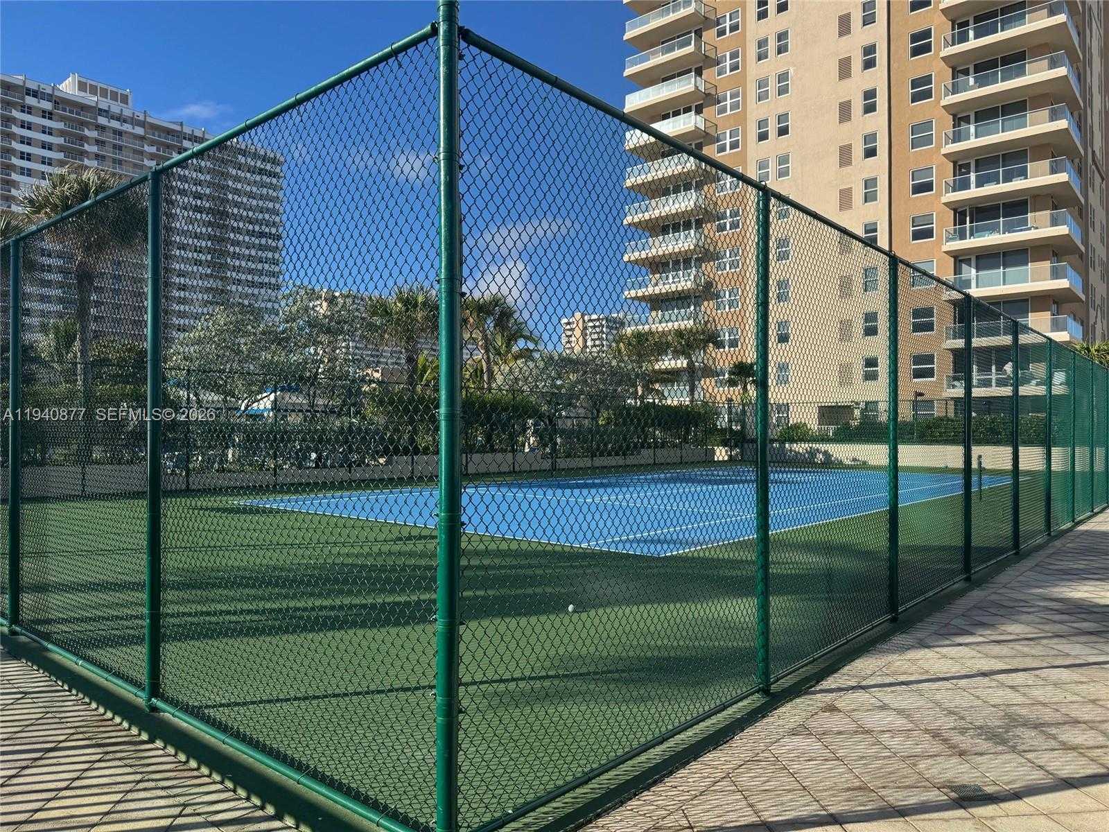 Small Image of 1912 SOUTH OCEAN DR #2C, Hallandale Beach Number 49