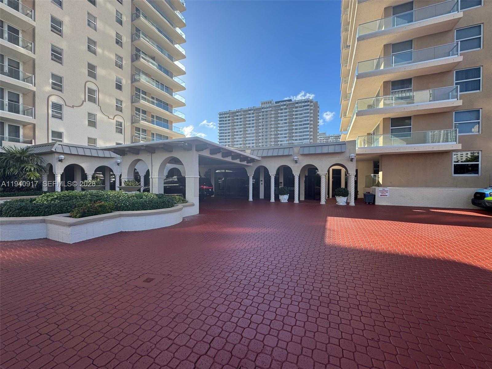Small Image of 1920 SOUTH OCEAN DR #6A, Hallandale Beach Number 38