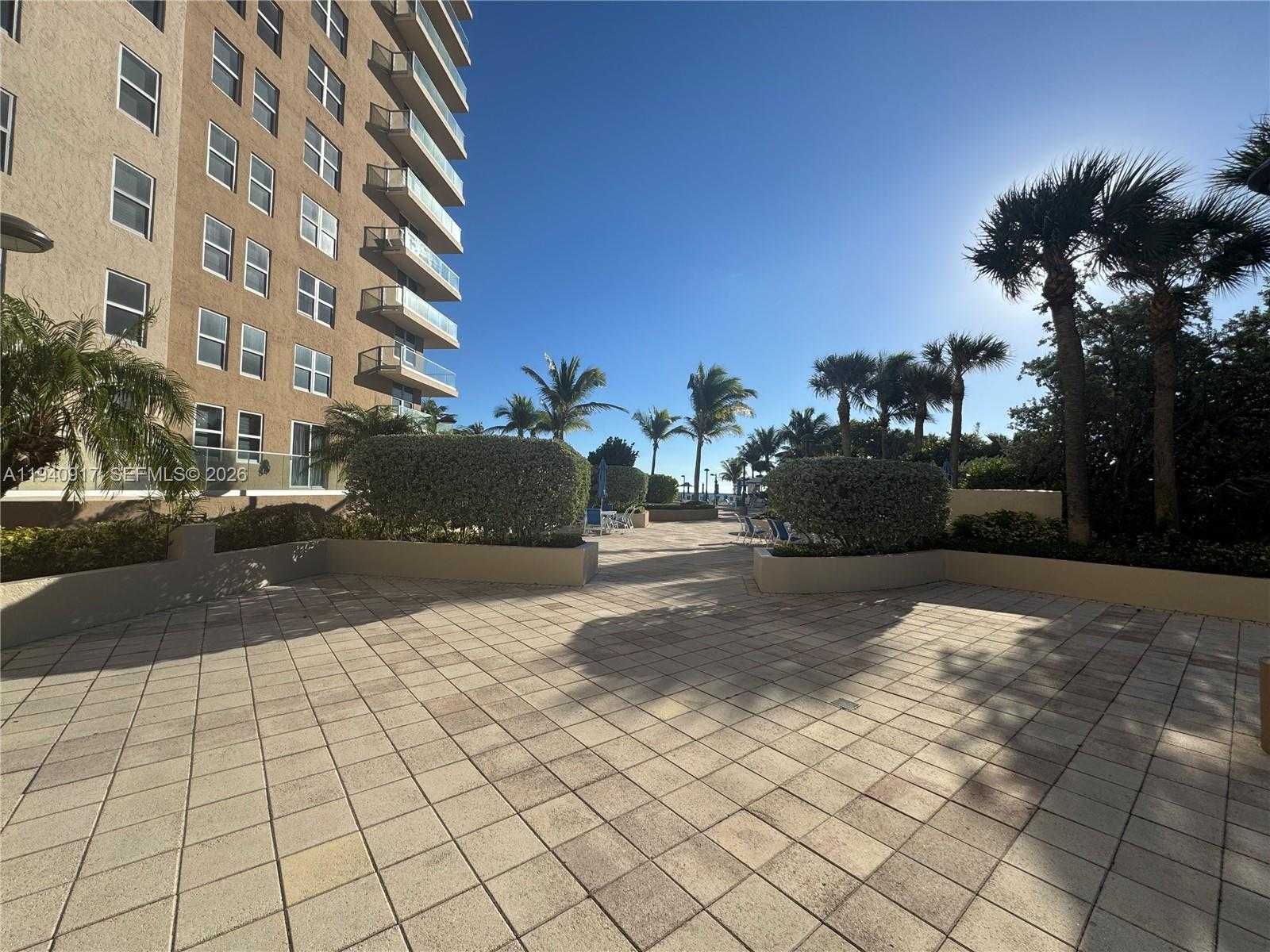 Small Image of 1920 SOUTH OCEAN DR #6A, Hallandale Beach Number 39