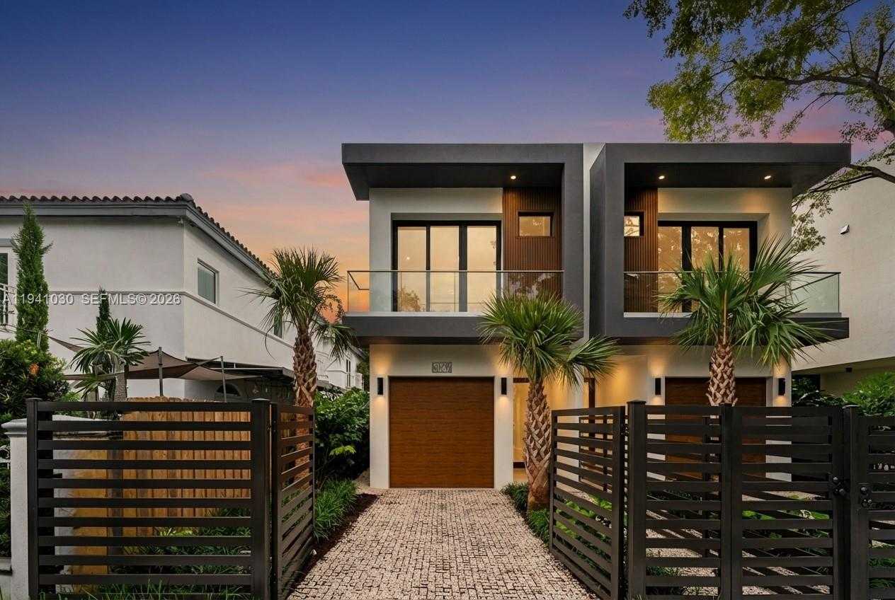 Small Image of 3067 HIBISCUS ST, Miami Number 1