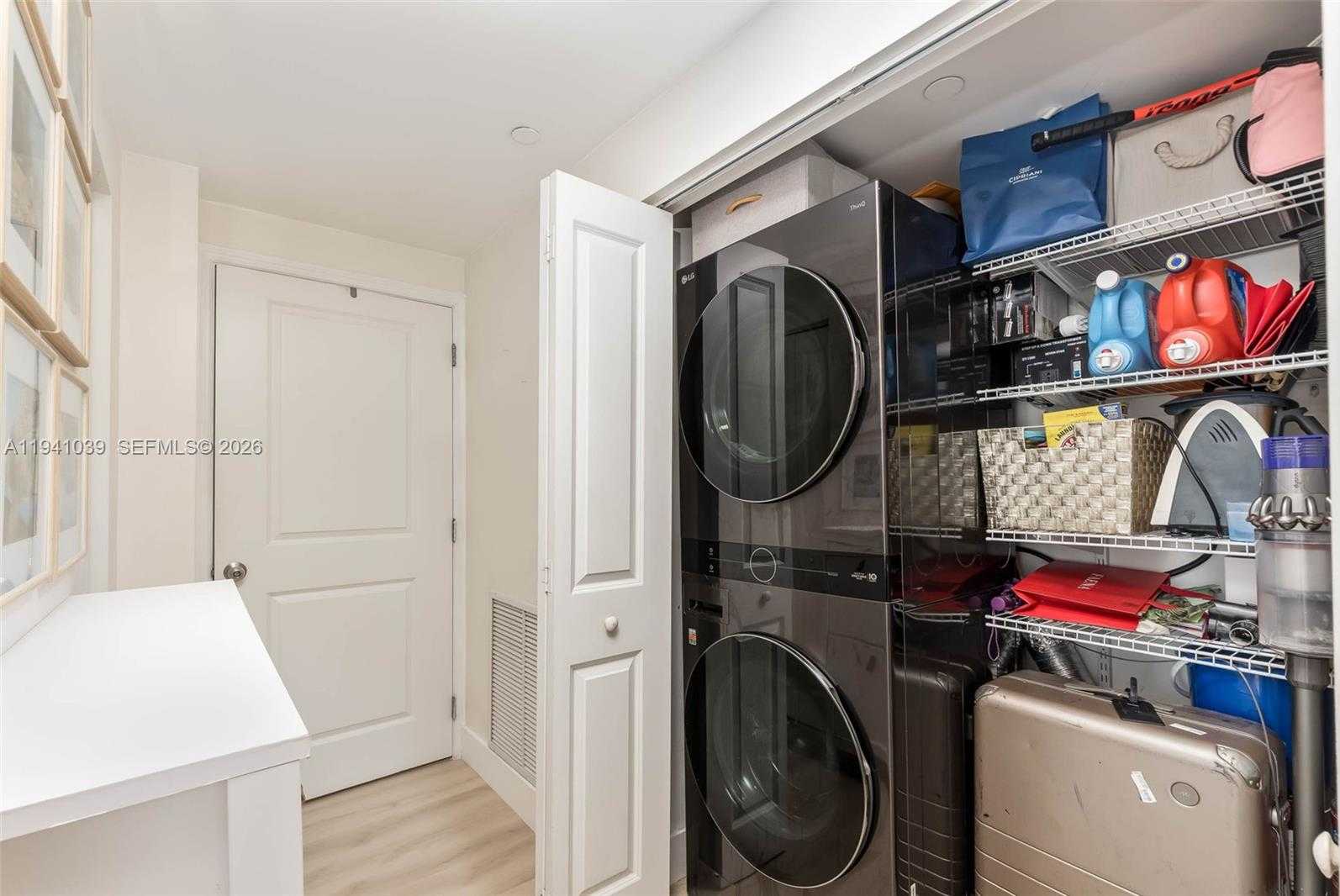 Small Image of 1250 SOUTH MIAMI AVE #2212, Miami Number 16