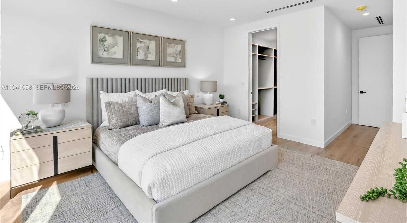 Small Image of 3084 INDIANA ST, Miami Number 12