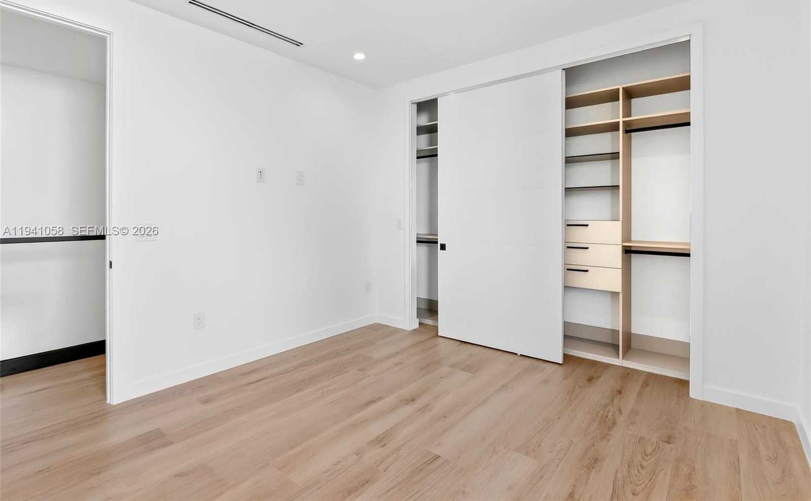 Small Image of 3084 INDIANA ST, Miami Number 16