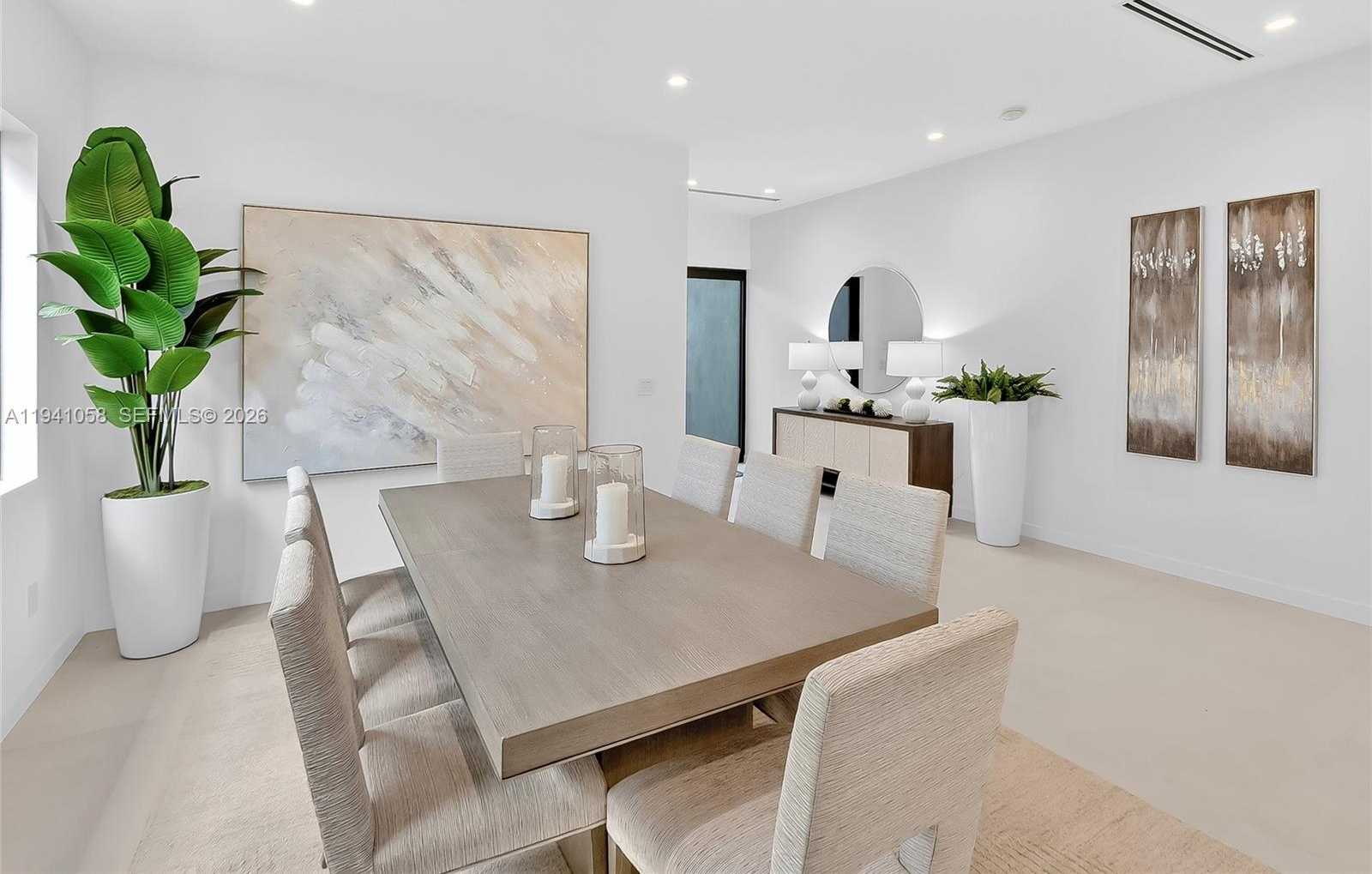 Small Image of 3084 INDIANA ST, Miami Number 5