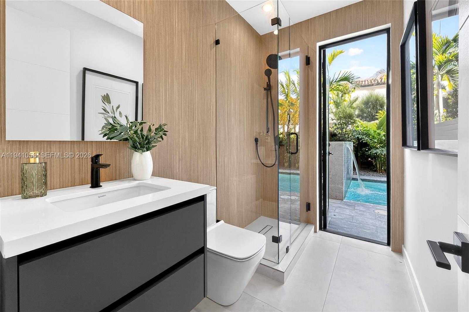 Small Image of 3084 INDIANA ST, Miami Number 8