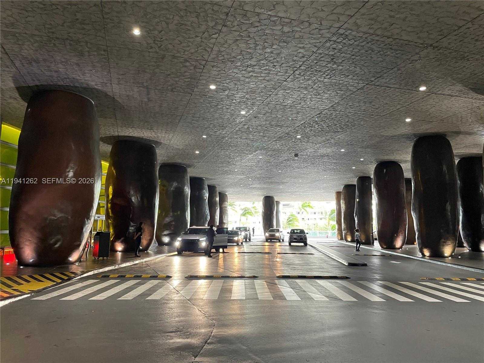 Small Image of 495 BRICKELL AVE #3507, Miami Number 13