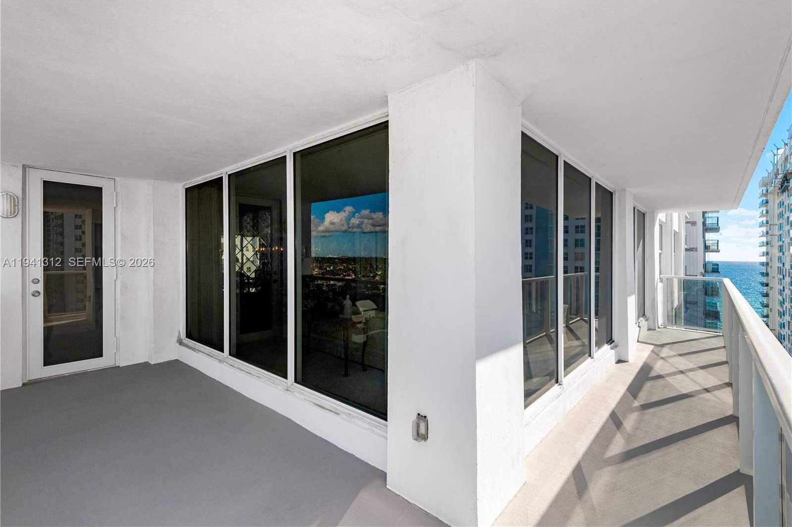 Small Image of 2751 SOUTH OCEAN DR #1108N, Hollywood Number 27