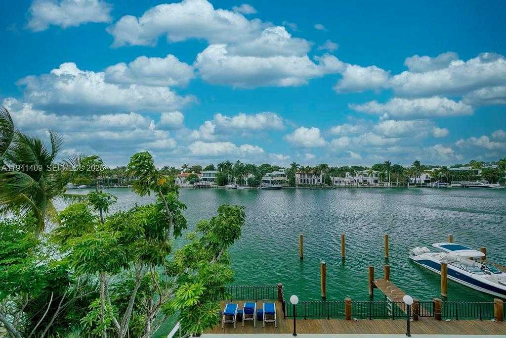 Small Image of Miami Beach Number 16