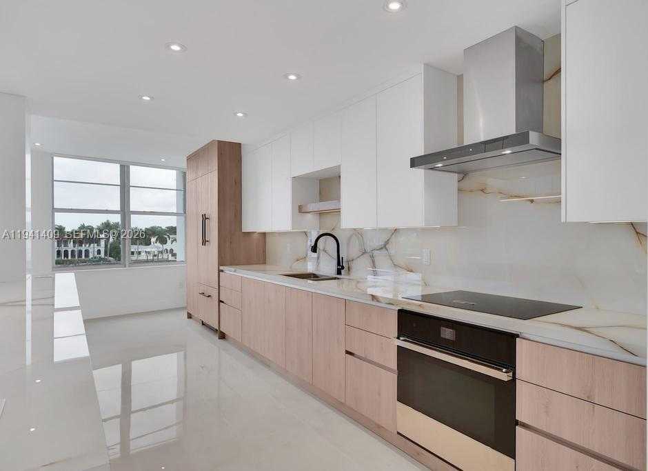 Small Image of Miami Beach Number 2