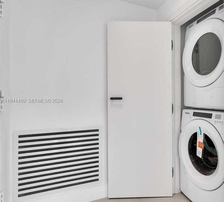 Small Image of Miami Beach Number 34