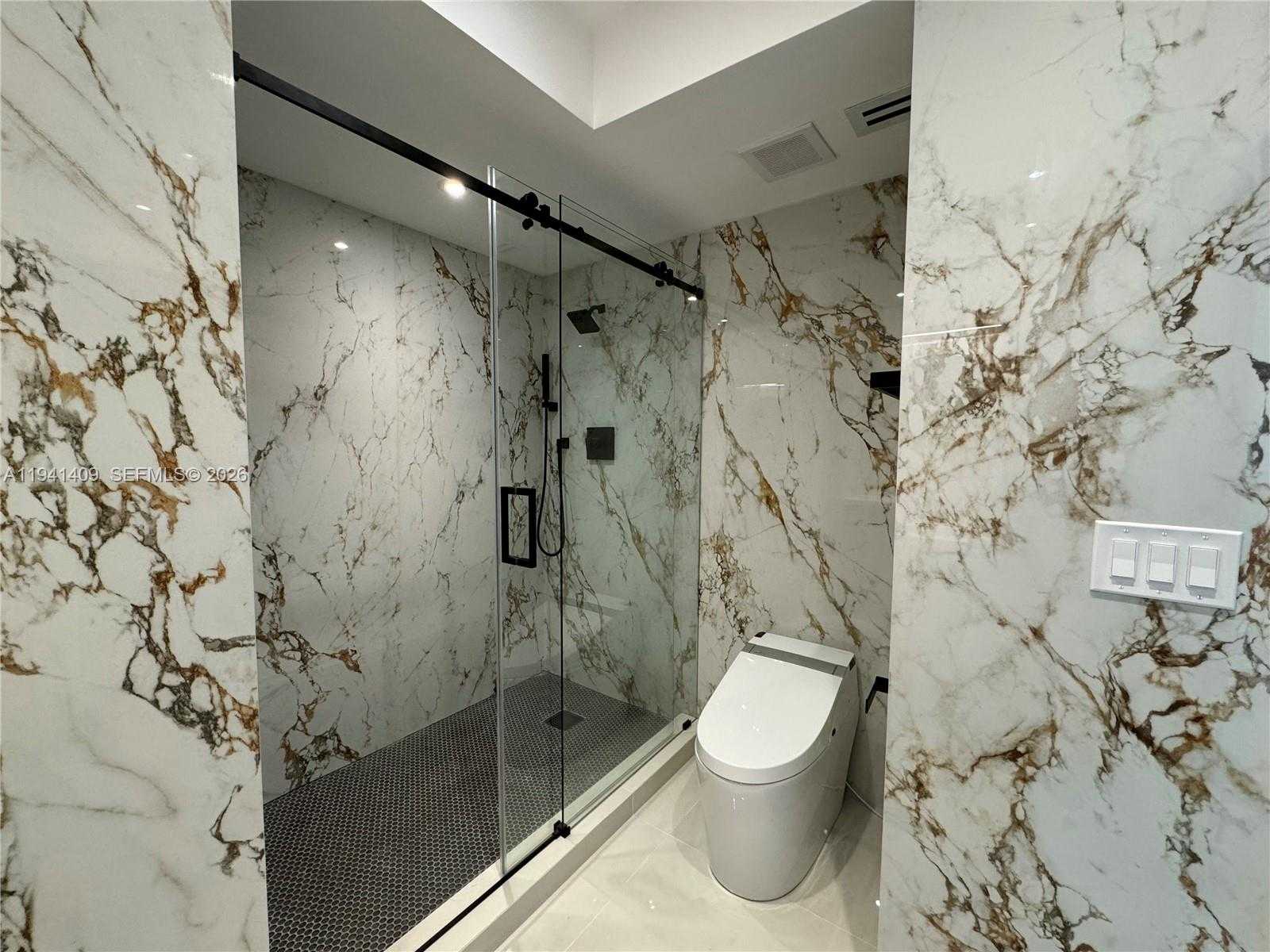 Small Image of Miami Beach Number 43