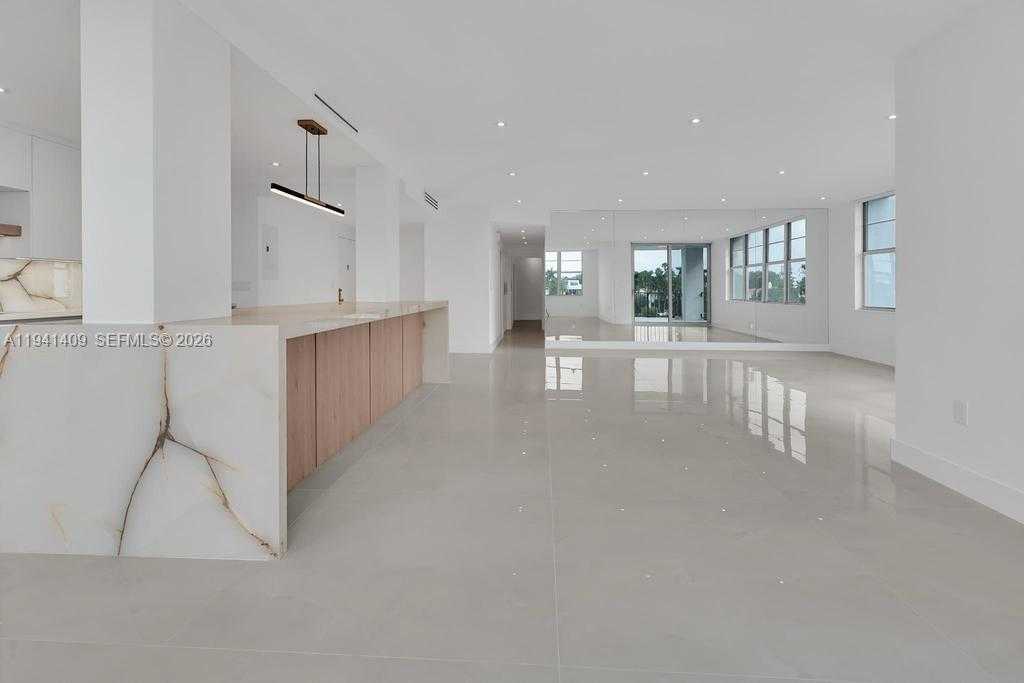 Small Image of Miami Beach Number 5