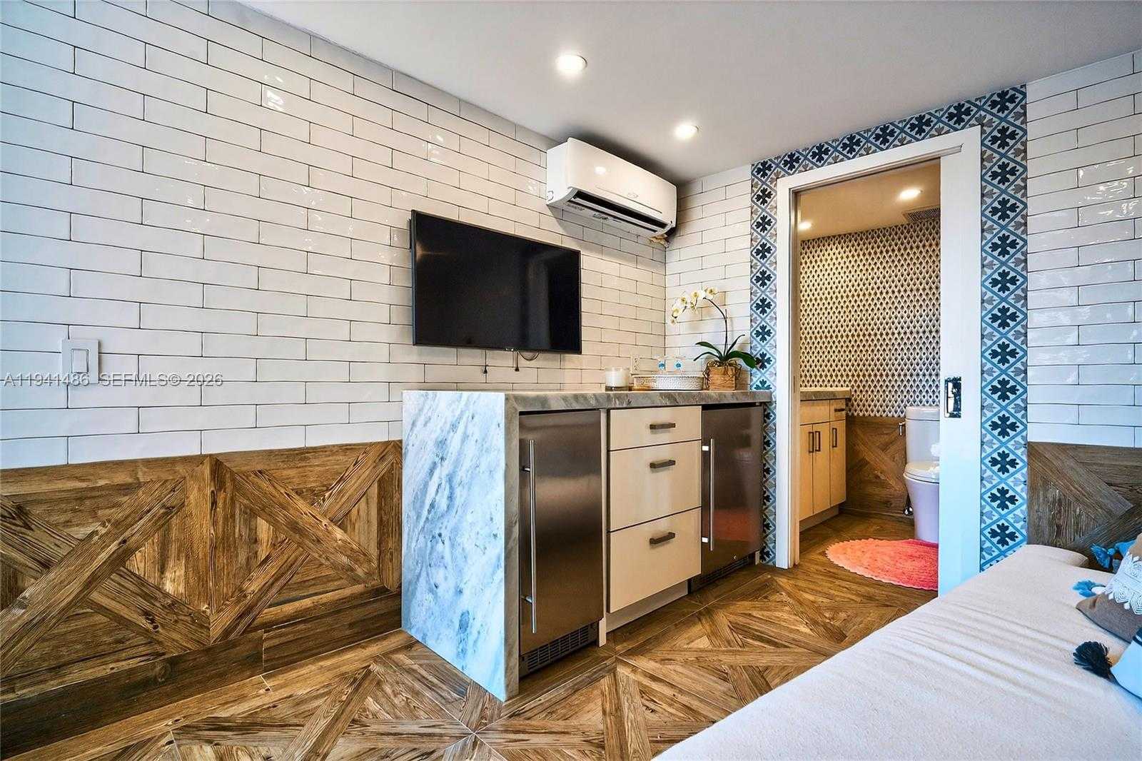 Small Image of 10155 COLLINS AVE #1505, Bal Harbour Number 23