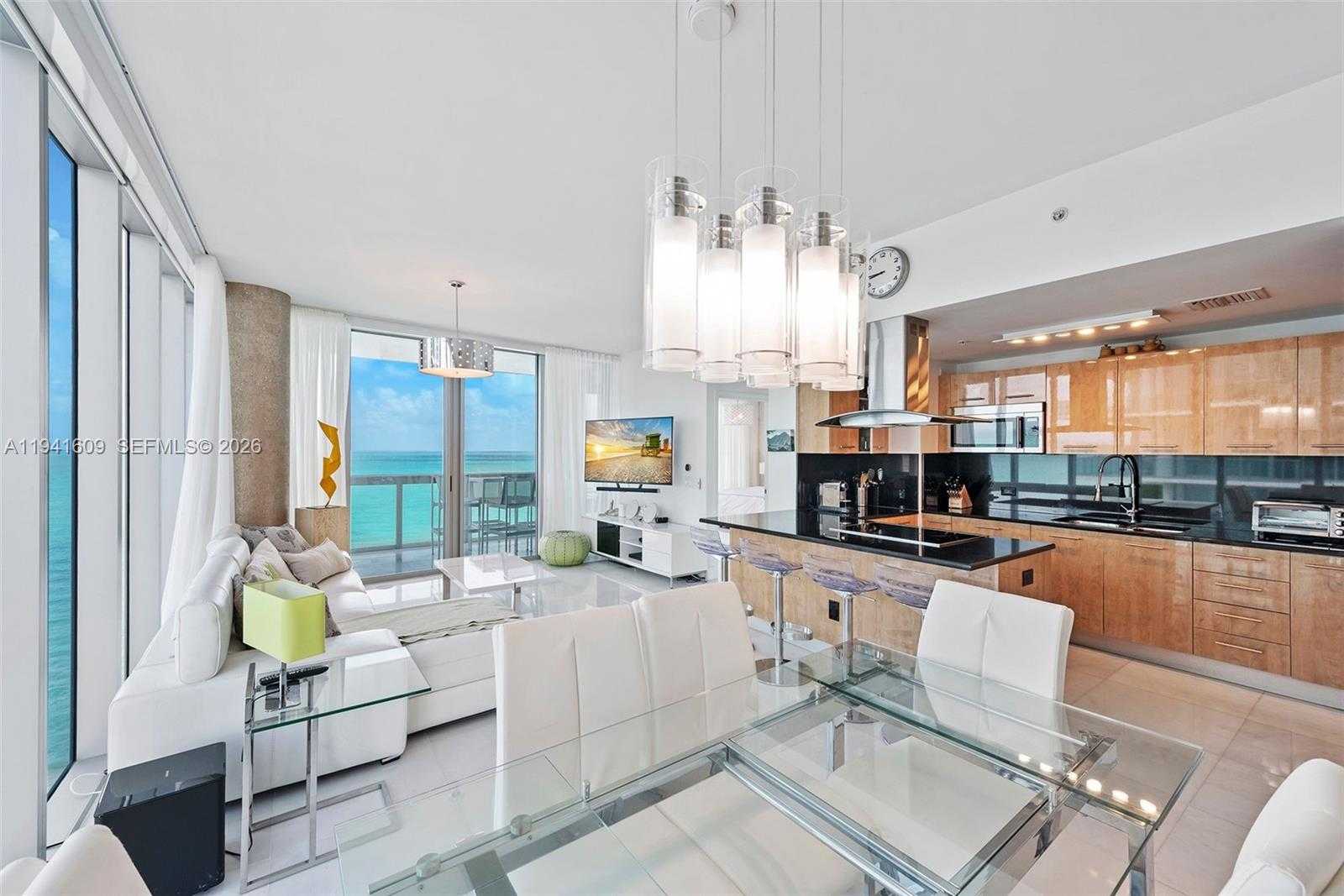 Small Image of 6899 COLLINS AVE #1205, Miami Beach Number 13