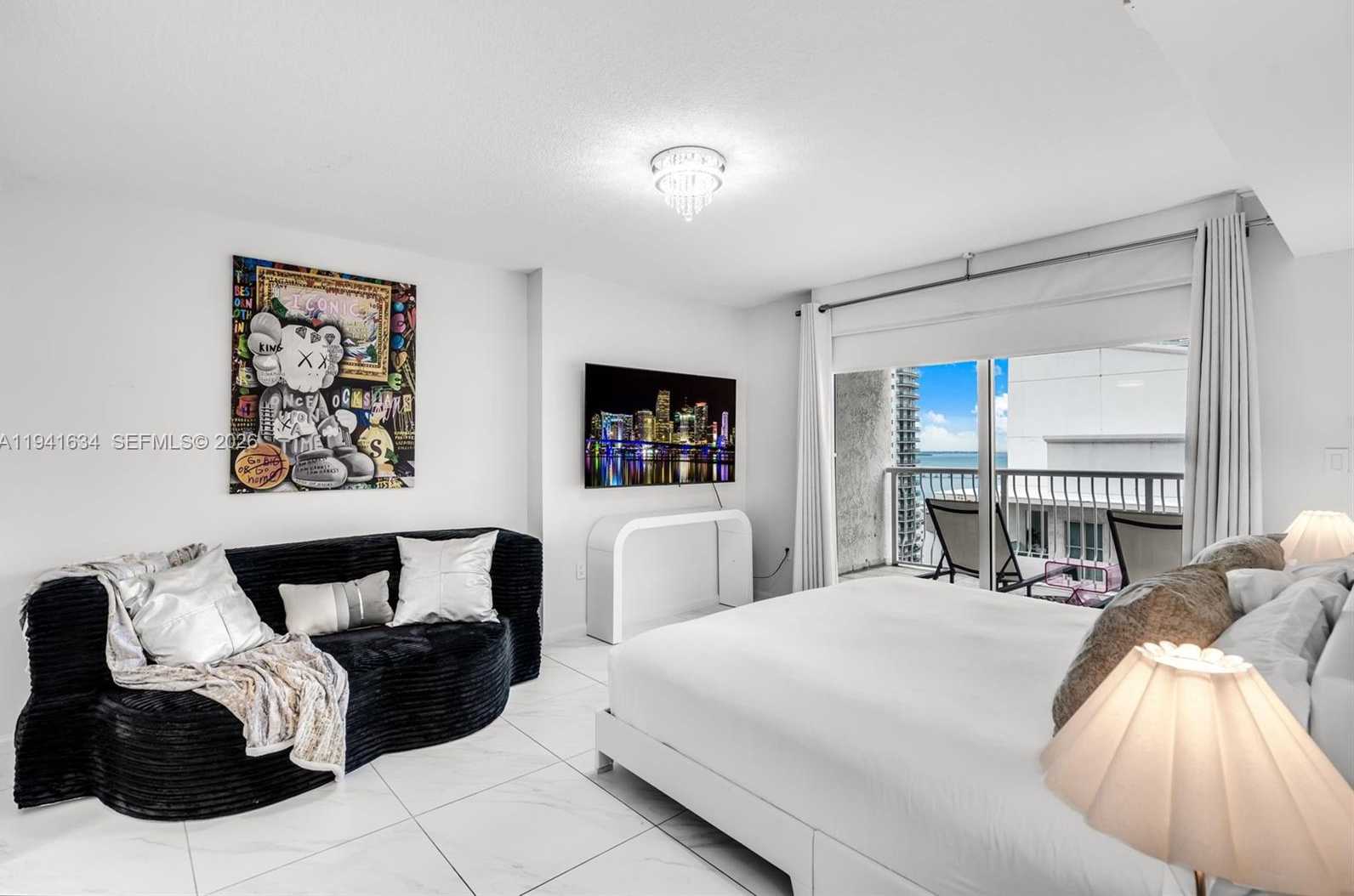 Small Image of 1200 BRICKELL BAY DR #2807, Miami Number 26