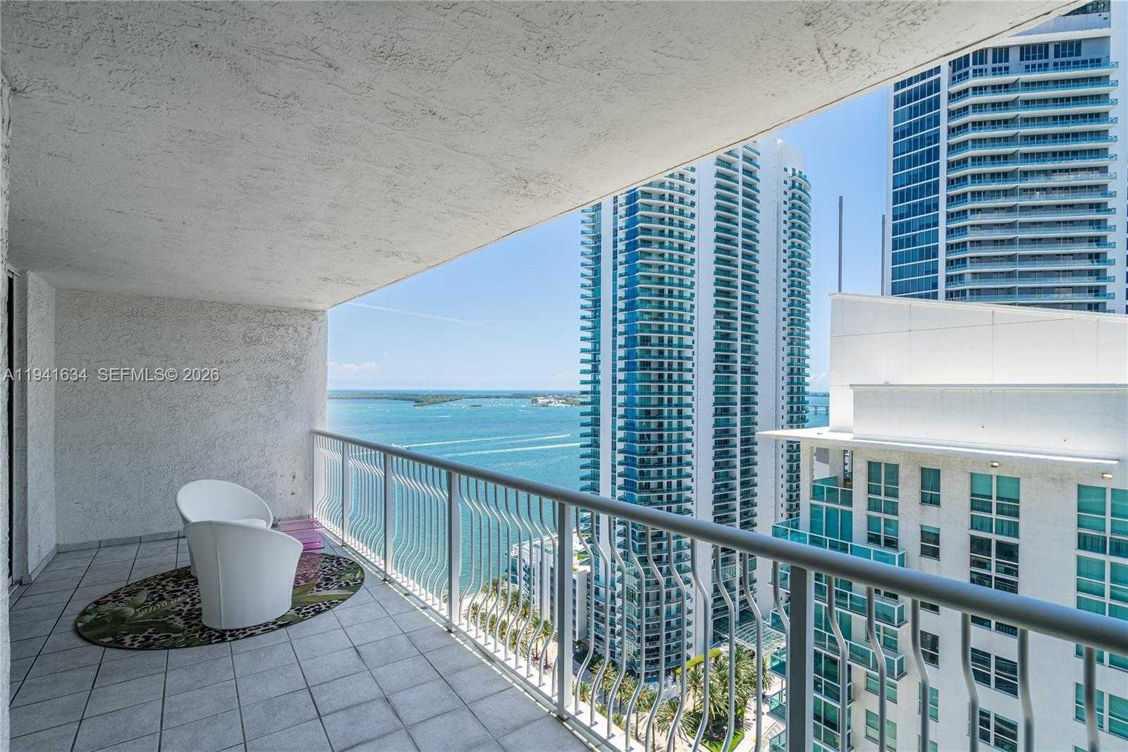 Small Image of 1200 BRICKELL BAY DR #2807, Miami Number 37