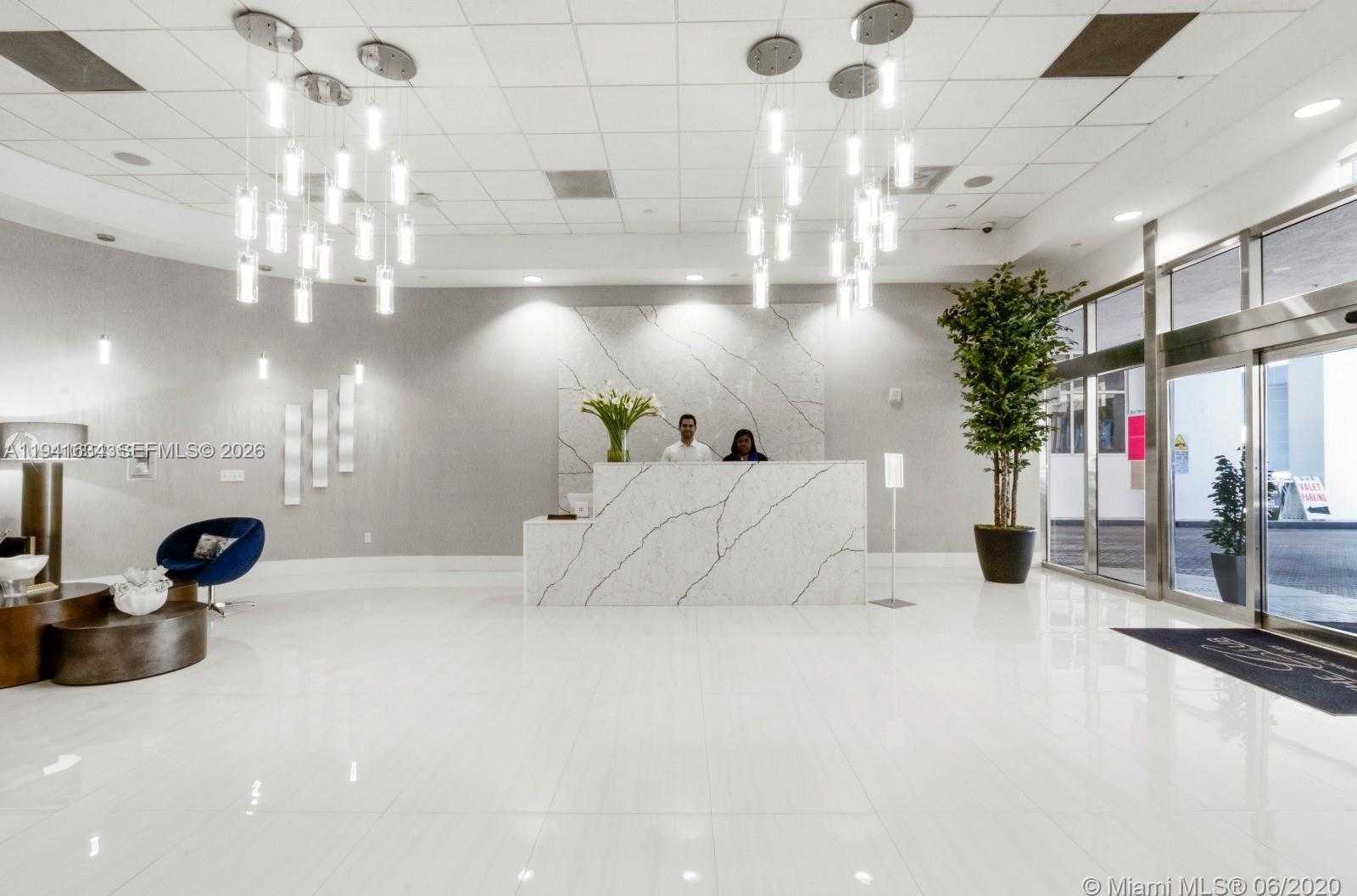 Small Image of 1200 BRICKELL BAY DR #2807, Miami Number 53