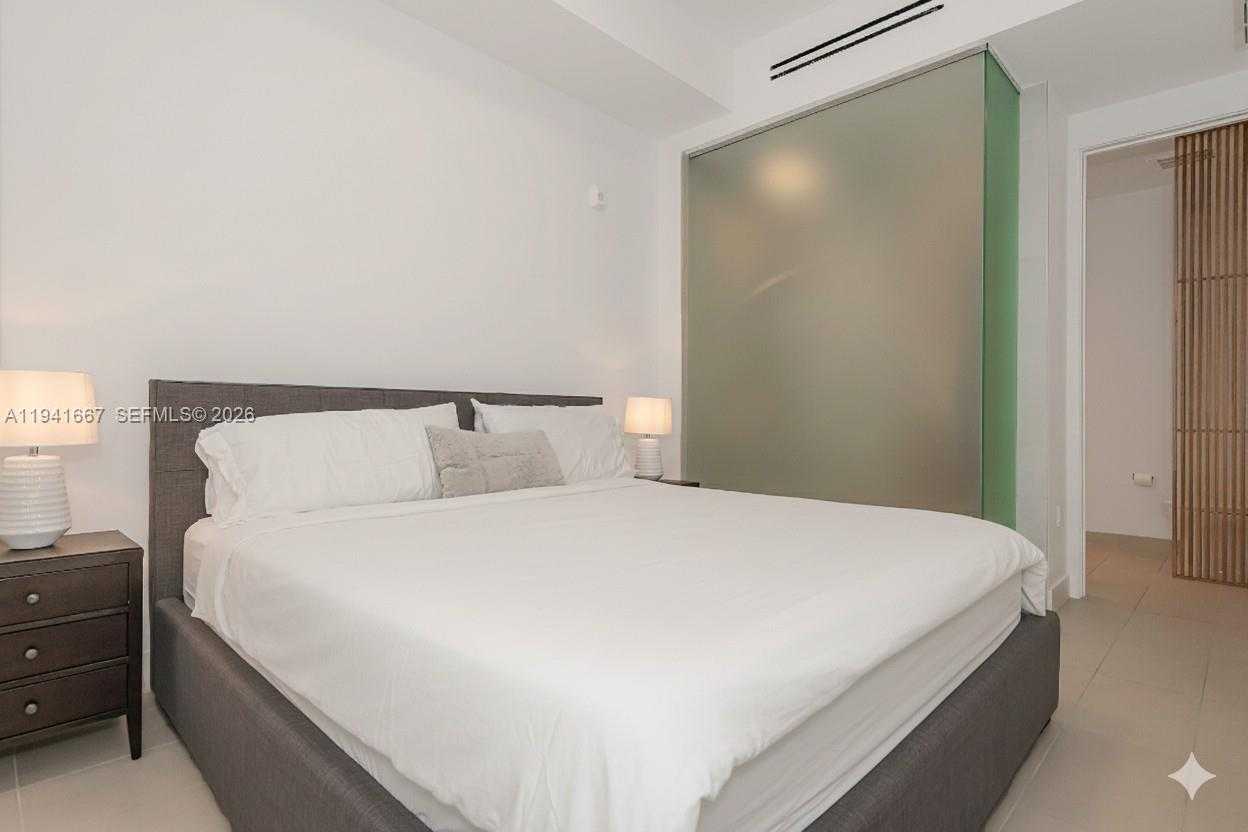 Small Image of 1030 15TH ST #214, Miami Beach Number 16