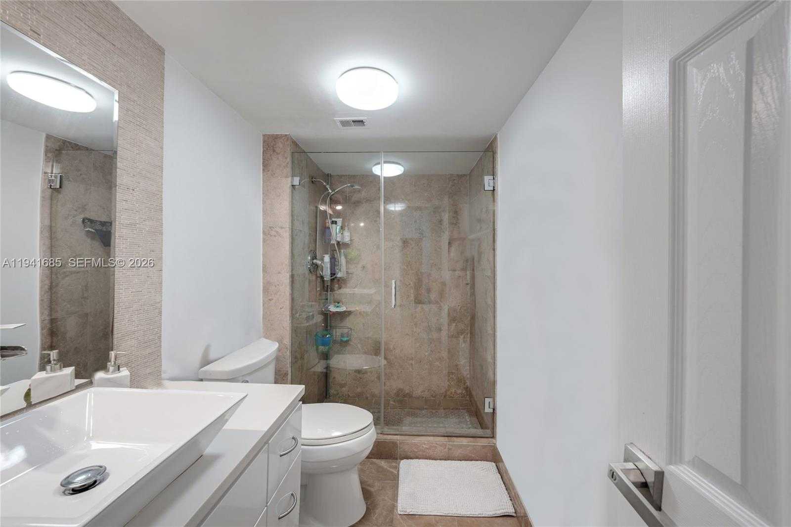 Small Image of 5701 COLLINS AVE #1415, Miami Beach Number 13