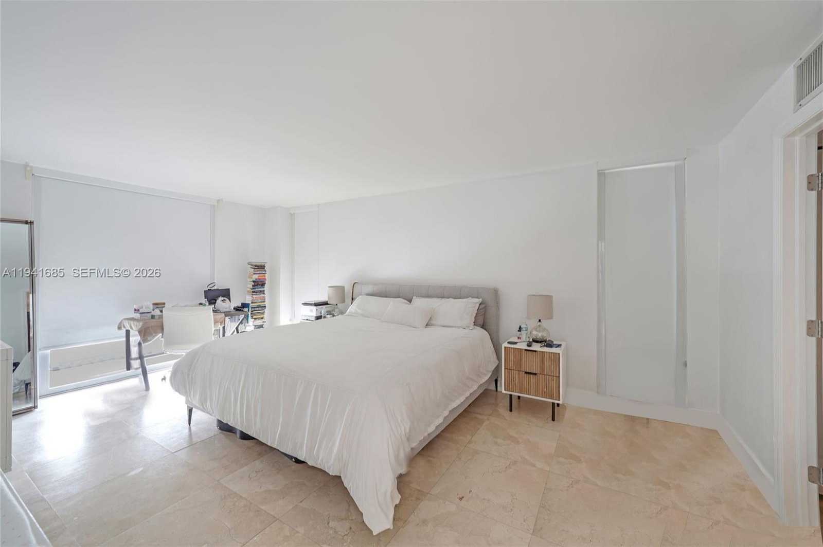 Small Image of 5701 COLLINS AVE #1415, Miami Beach Number 17