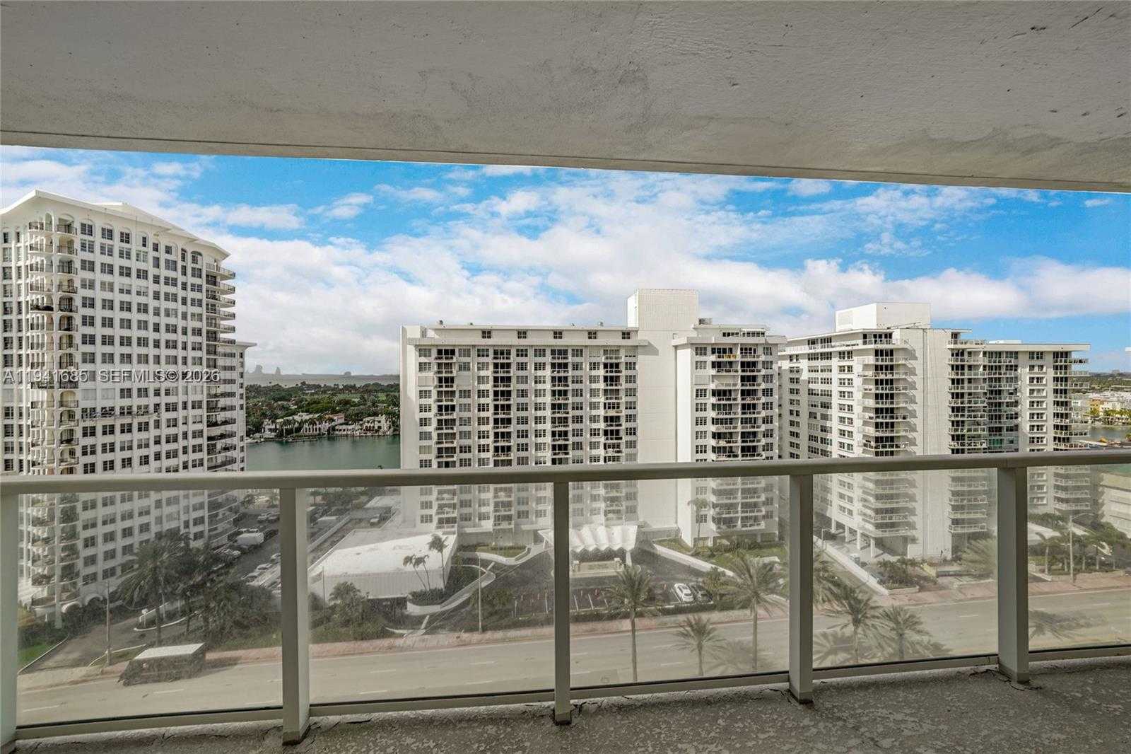 Small Image of 5701 COLLINS AVE #1415, Miami Beach Number 6