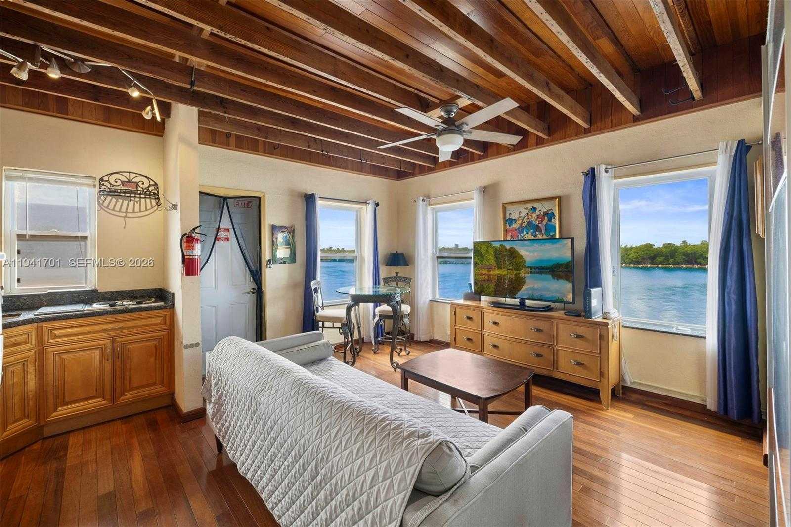 Small Image of 1908 NORTH OCEAN DR #13A, Hollywood Number 19