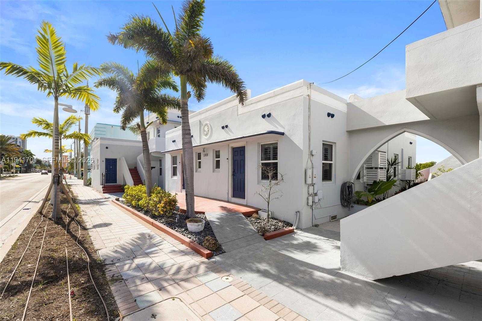 Small Image of 1908 NORTH OCEAN DR #13A, Hollywood Number 31