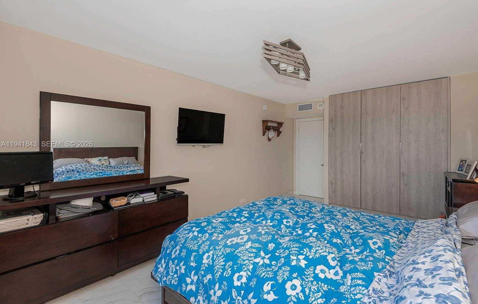 Small Image of 301 174TH ST #619, Sunny Isles Beach Number 17